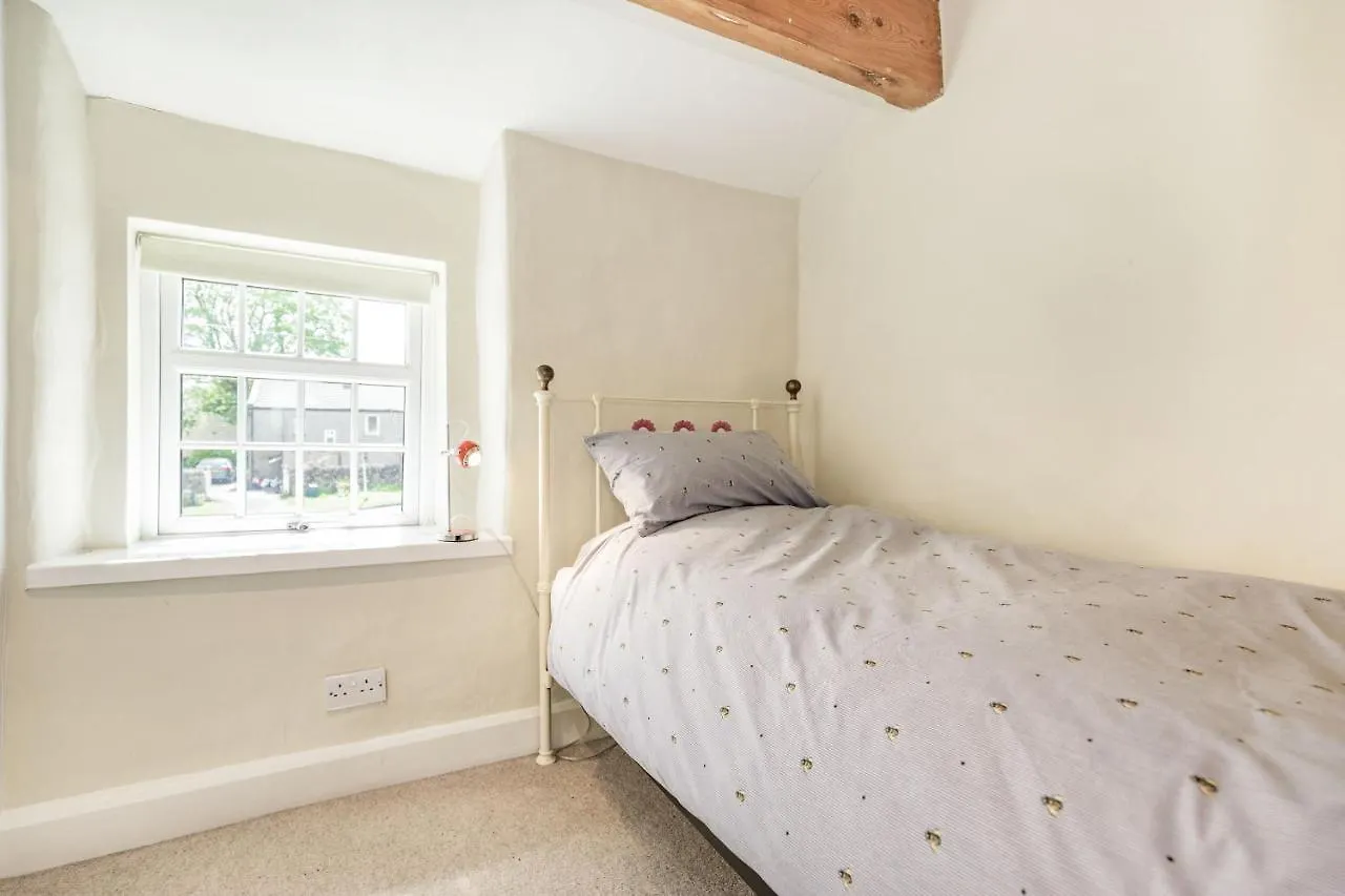 Bumble Cottage Darley Nyaraló